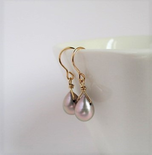 egg of pearl 14Kgf pierced earrings 第2張的照片