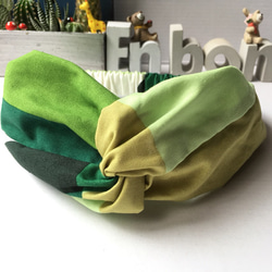 緑の陰のヘアバンド手作りのヘアバンド 3枚目の画像