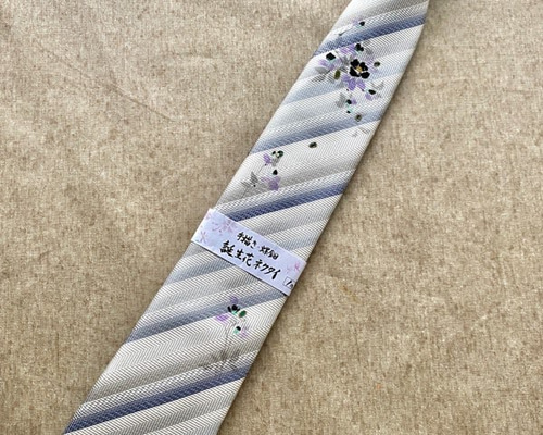MABATAKI美雨　花のネクタイ（青薔薇） 2色展開】ヒッピー風 花柄 ネクタイ – 古着屋Top of the Hillの