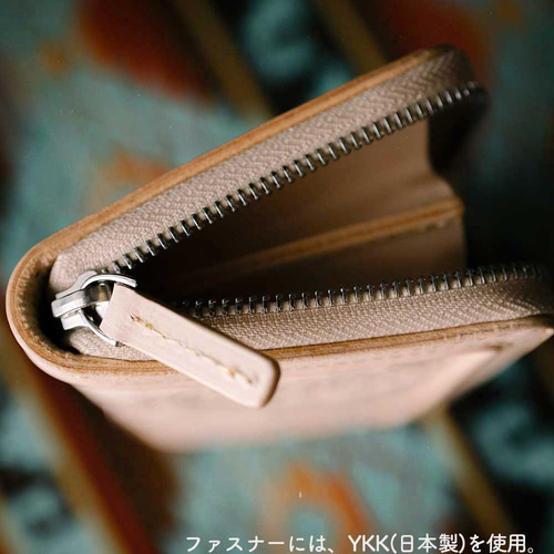【新品・未使用】カービングウォレット 長財布 ラウンドファスナー 新品・未使用】カービングウォレット 長財布 ラウンドファスナー