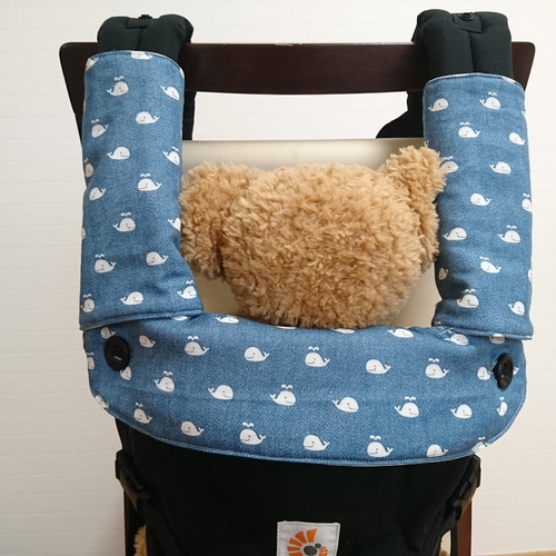 エルゴアダプト☆360☆よだれカバー&首回りカバー☆2点セット☆くじら 