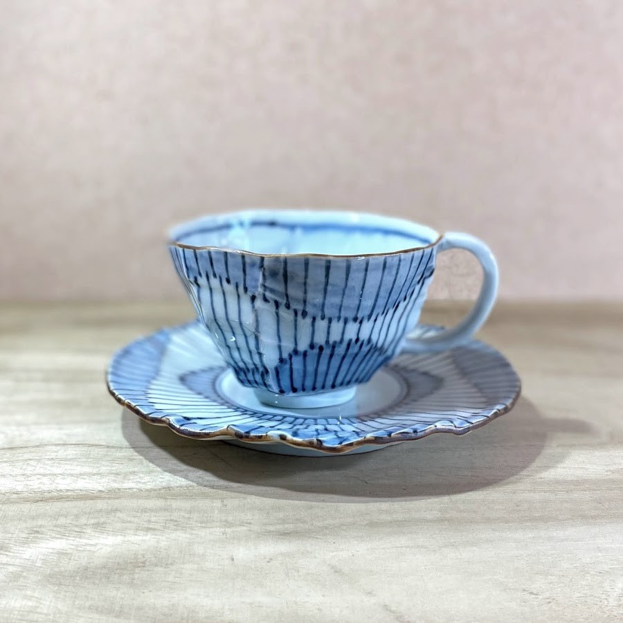 染付波違い十草紋カフェオレカップ＆ソーサー