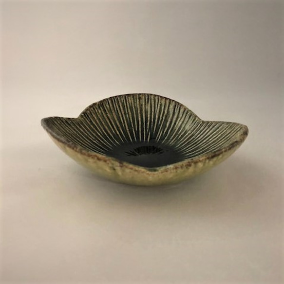 ビードロ釉　十草紋　山椒型小鉢 1枚目の画像