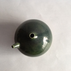 緑釉水滴 2枚目の画像
