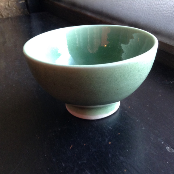 緑釉ごはん茶碗 1枚目の画像