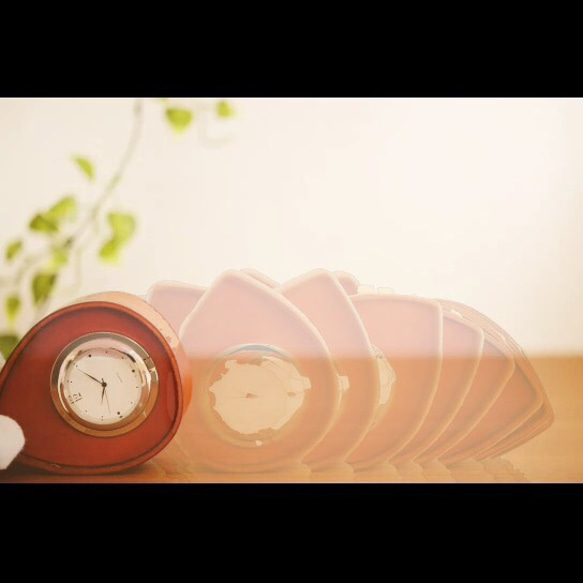 国産牛革製 おきあがり時計【イエロー】 姫路レザー　置き時計 4枚目の画像