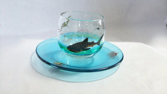 [グラス]　ちゅら海まんまる漆絵グラス(水色と青)　　黒潮の海　 3枚目の画像