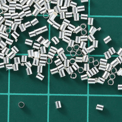 送料無料　つぶし玉　1.5mm　シルバー　200個　白銀　筒状　カシメ　かしめ玉　留め具　留め金具　AP1939 5枚目の画像