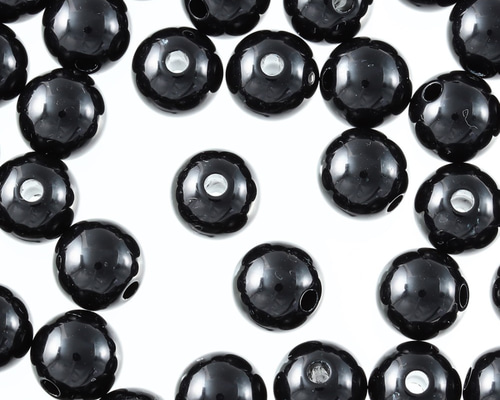 ビーズ 10mm 丸 ブラック 黒 プラ製 100個 両穴有 軽い ラウンド 