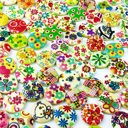 送料無料　ボタン　手芸 用 　ウッド　木製　15mm　100個　花柄　多種　ミックス　ウッドボタン　2穴　AP0014 2枚目の画像