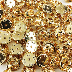 送料無料　蝶 タック　ゴールド　100個　キャッチ　付き　ピンズ　タックピン　ピンバッジ　ブローチ　留め具　AP0164 2枚目の画像