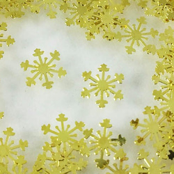 送料無料　メタルパーツ　結晶　ゴールド　100個　透かし パーツ　雪　スノー　レジン　デコ　ネイル　（AP0173） 2枚目の画像