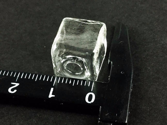 送料無料　ガラスドーム　キューブ 形　20個　13mm　アクセサリー パーツ　ハンドメイド 素材　（AP0238） 5枚目の画像