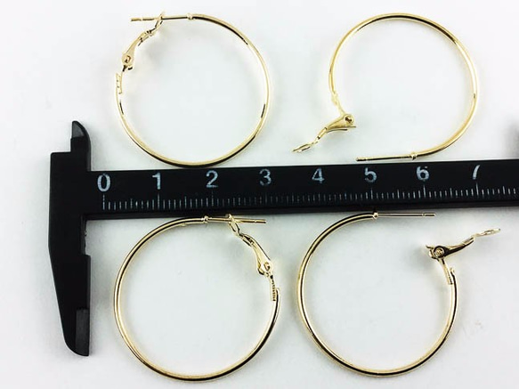 送料無料　フープピアス　パーツ　ゴールド　KC金　20個　10ﾍﾟｱ　輪サイズ30mm　バネ式　ピアス　（AP0352） 4枚目の画像