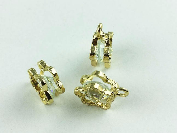 送料無料　チャーム　50個　ゴールド　フラワー　アクセサリーパーツ　花　ネックレス　ピアス　イヤリング　AP0257 3枚目の画像