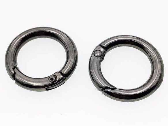 送料無料　カラビナ　丸　ガンメタ　10個　24mm　サークル キーホルダー ストラップ パーツ　リング  AP0444 2枚目の画像