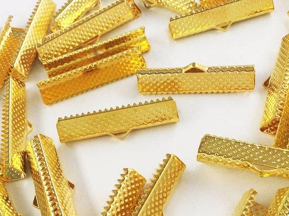 送料無料 ワニグチ 金具 50個 リボン 留め 紐 留め 30mm ゴールド ワニ