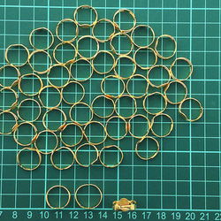 送料無料　リング パーツ　指輪　7mm台座付き　ゴールド　50個　小さめ　アクセサリー パーツ　（AP0667） 8枚目の画像