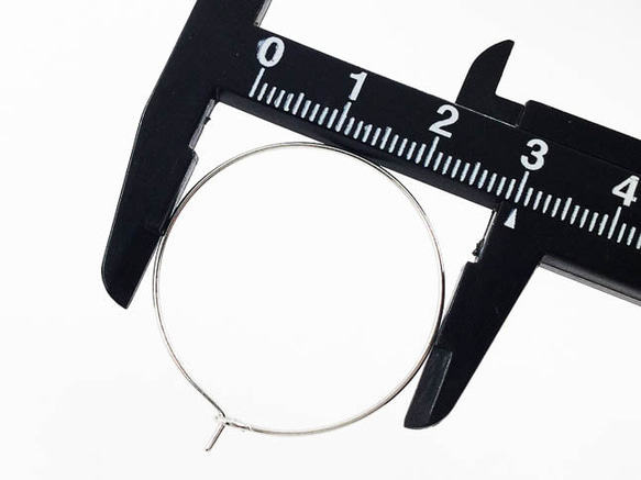 送料無料　フープピアス　パーツ　30mm　50個　シルバー　ピアス アクセサリー パーツ 金具　AP0722 4枚目の画像