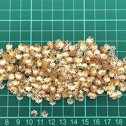 送料無料　ビーズキャップ　6mm　ゴールド　KC金　座金　花座　1000個　ビーズカバー　アクセ　パーツ　AP0821 4枚目の画像