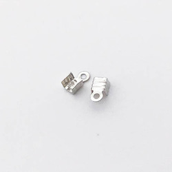 送料無料　紐止め金具　カシメ　シルバー　200個　幅3mm　エンドパーツ　留め金具　アクセサリー　パーツ　AP0830 2枚目の画像