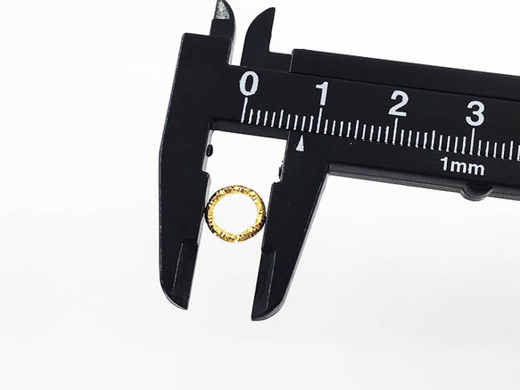 送料無料　デザイン丸カン　ゴールド　8mm　100個　イエローゴールド系　アクセサリー　パーツ　金具　（AP0879） 3枚目の画像