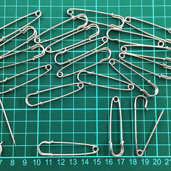 送料無料　カブトピン キルトピン シルバー 50mm 20個 ブローチピン 安全ピン 金具 アクセ パーツ　AP0937 9枚目の画像