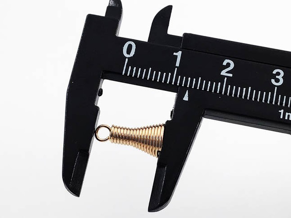 送料無料　ビーズキャップ等に　ゴールド　KC金　カン付き　スペーサー　コイル　貫通　キャップ　アクセサリー　AP1181 4枚目の画像