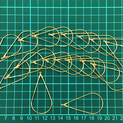 送料無料　フープ　金具　しずく　ゴールド　フープ金具　カン付き　20個　53x26　フープピアスパーツ　AP1254 9枚目の画像