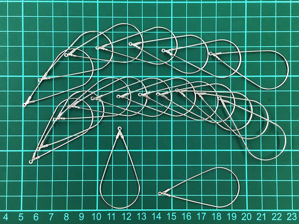 送料無料　フープ　金具　しずく　シルバー　カン付き　20個　雫　フープピアスパーツ　イヤリング　AP1256 9枚目の画像