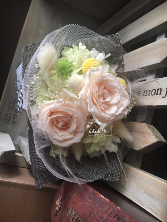 韓式花束-(奶油蜜桃)經典永生花禮盒-Preserved&Dried Flowers 日本進口不凋花/保鮮花 第3張的照片