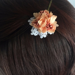 [茱莉亞橘]蕾絲髮飾-柏葉繡球花HairclipPreserved Flowers保鮮花/不凋花/髮夾 第3張的照片