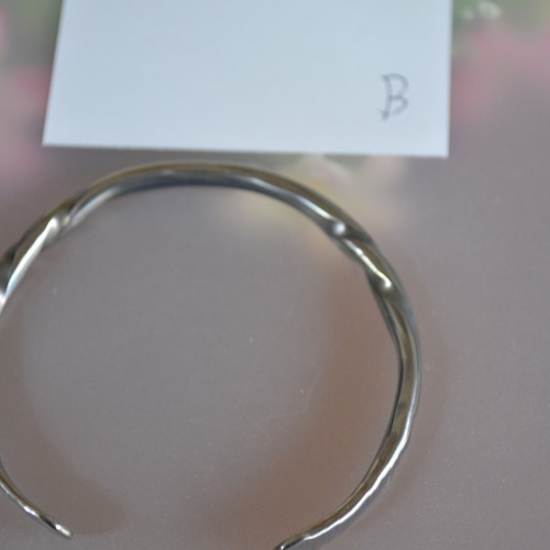 チタンバングル「転」円形モデル・B バングル・リストバンド ねこへい