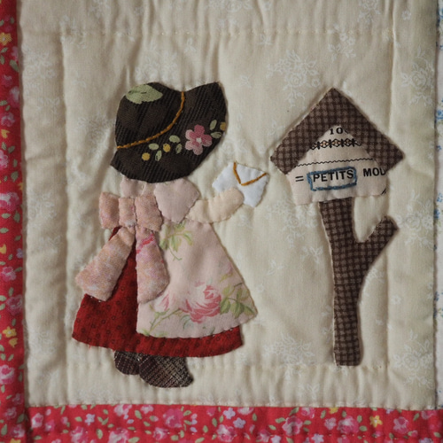 アンティークキルト あひるのbabyちゃんの刺繍ハンドメイド·͜· ♡