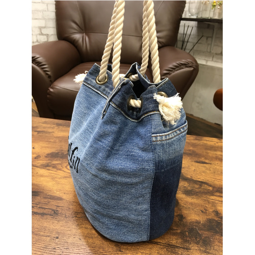 デニムリメイク 巾着 デニムリメイク巾着☆*:.｡.デニムリメイク☆*:.｡. 巾着