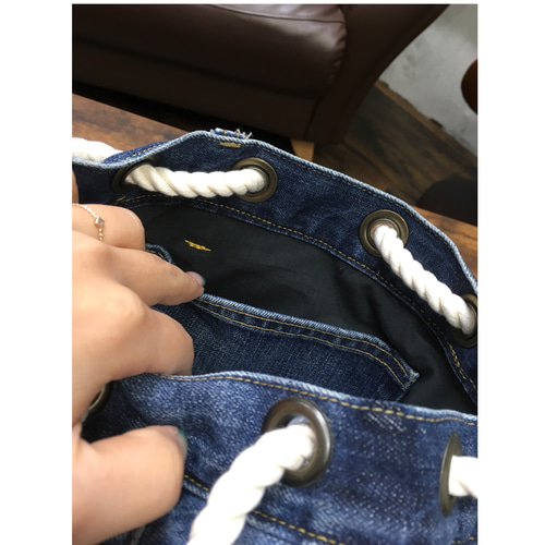 デニムリメイク巾着☆*:.｡.デニムリメイク☆*:.｡. 巾着