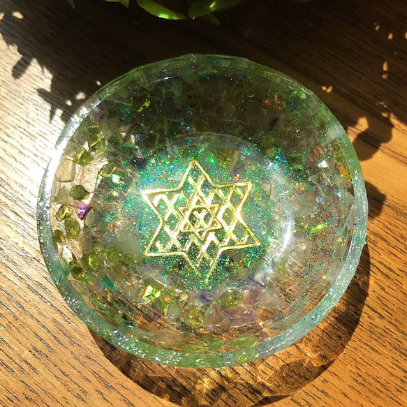 Green☆Hexagram IN dishes☆オルゴナイト✩*॰ 1枚目の画像