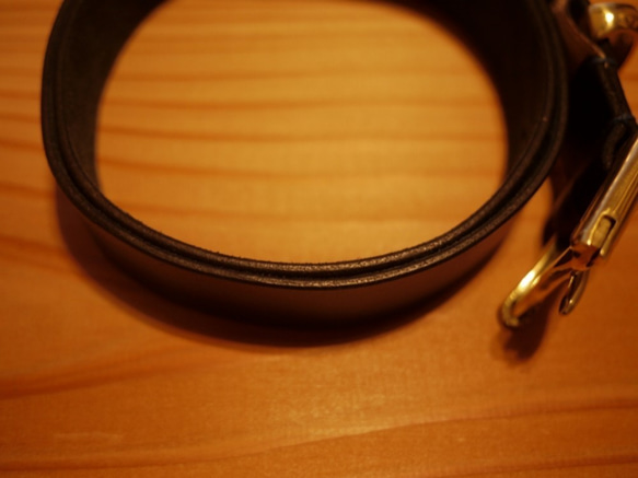 最高級ブッテーロの一枚革ベルト、ファイヤーマンバックル33mm幅/メンズ/ 3枚目の画像
