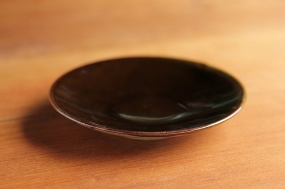 シンプルで使いやすい　益子焼コーヒーカップ＆ソーサーセット（こげ茶） 4枚目の画像