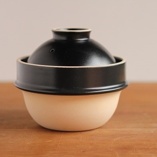 益子焼 蓋物. jyobi_main_m.jpg