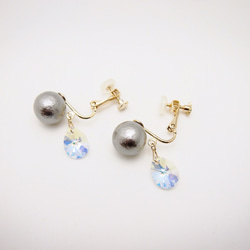 ＊送料無料＊Crystal aurora & gray cotton pearl *earring* 2枚目の画像