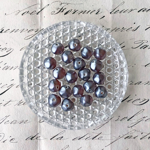 Glass Beads 約8-9mm [BE-190]＊4個＊Vintage＊ 5枚目の画像