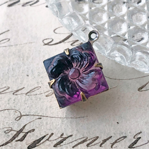 Glass Pendant Square 約20mm×17mm [PDT-605]＊1個＊Vintage＊ 1枚目の画像