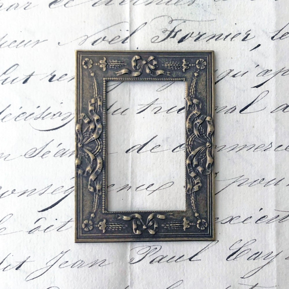 Antique style Ribbon Frame 66x49mm  [OTR-002]＊1個＊ 2枚目の画像