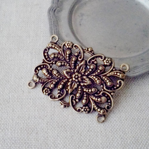 Floral Ocagon Filigree 35.7x27.1mm [FIN-042]＊4-Ring＊1個＊ 3枚目の画像