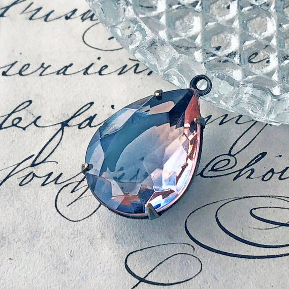 Glass Pendant Pear 約18mm×13mm [PDT-199]＊1個＊Vintage＊ 2枚目の画像