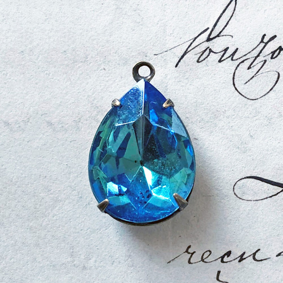 Glass Pendant Pear 約18mm×13mm [PDT-202]＊1個＊Vintage＊ 1枚目の画像