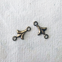 Fleur-de-lis Connectors 約40mm×14mm [FIN-081]＊2-Ring＊6個＊ 3枚目の画像