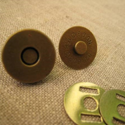 MB18AG/マグネットボタン(大)約18mmアンティークゴールド10組台座 1枚目の画像