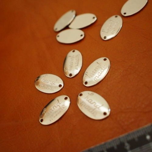 CH07S ハンドメイドプレートHandmade 光沢シルバー色 21*13mm/5